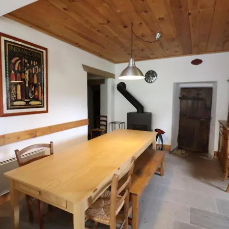 Maison De Caractere Avec Piscine Chauffee, 6 Chambres, Proche Activites Nature Et Stations De - Fr-1-742-249